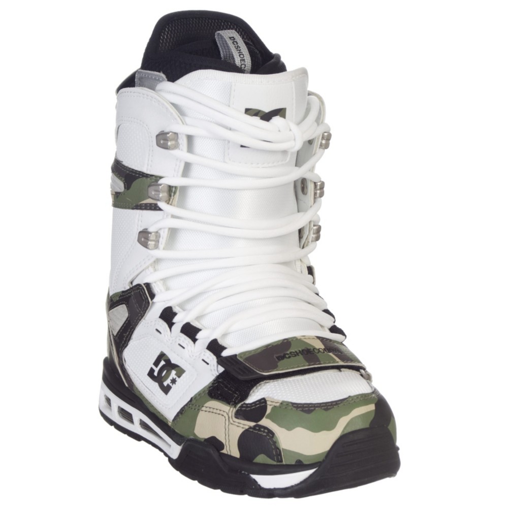 DC Boys Snowboard Boots