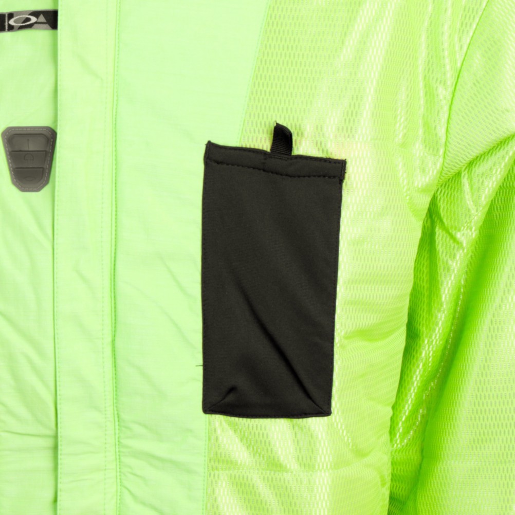Oakley Entire Mens Insulated Snowboard Jacket 2011