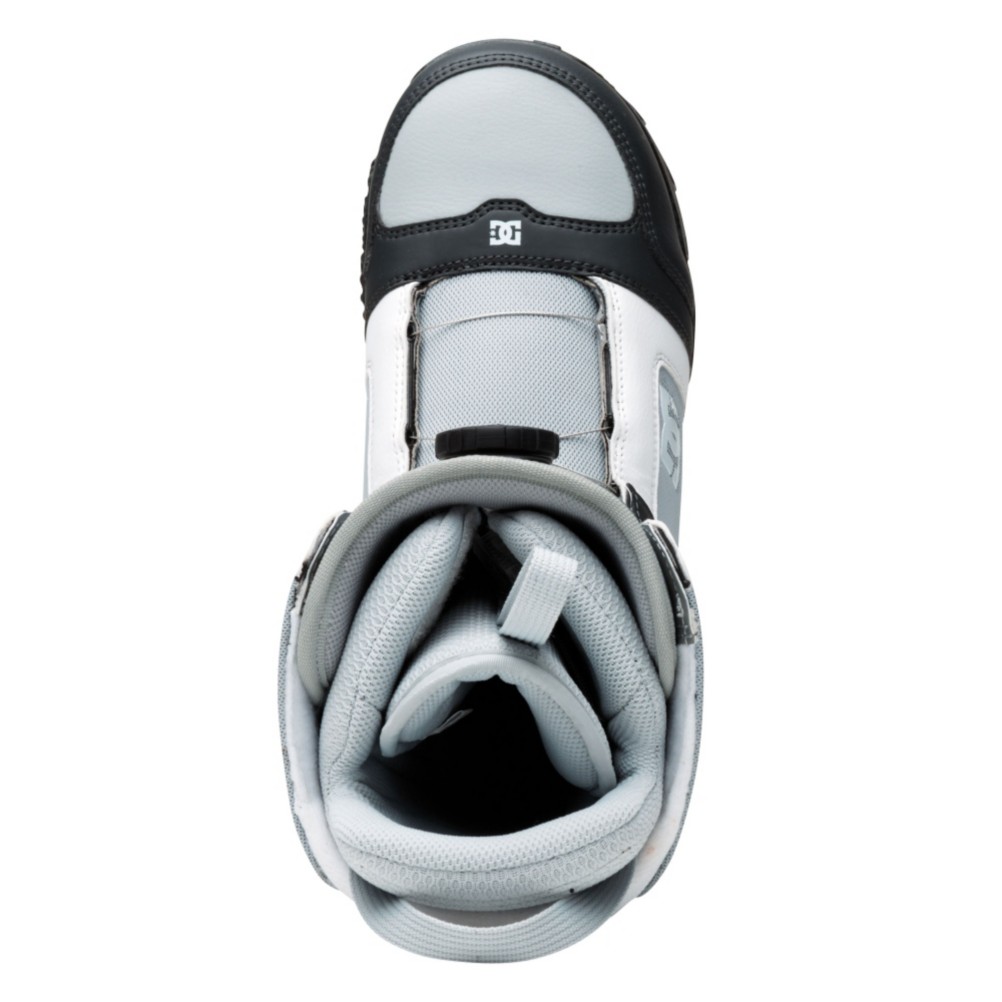 DC Scout Snowboard Boots 2012