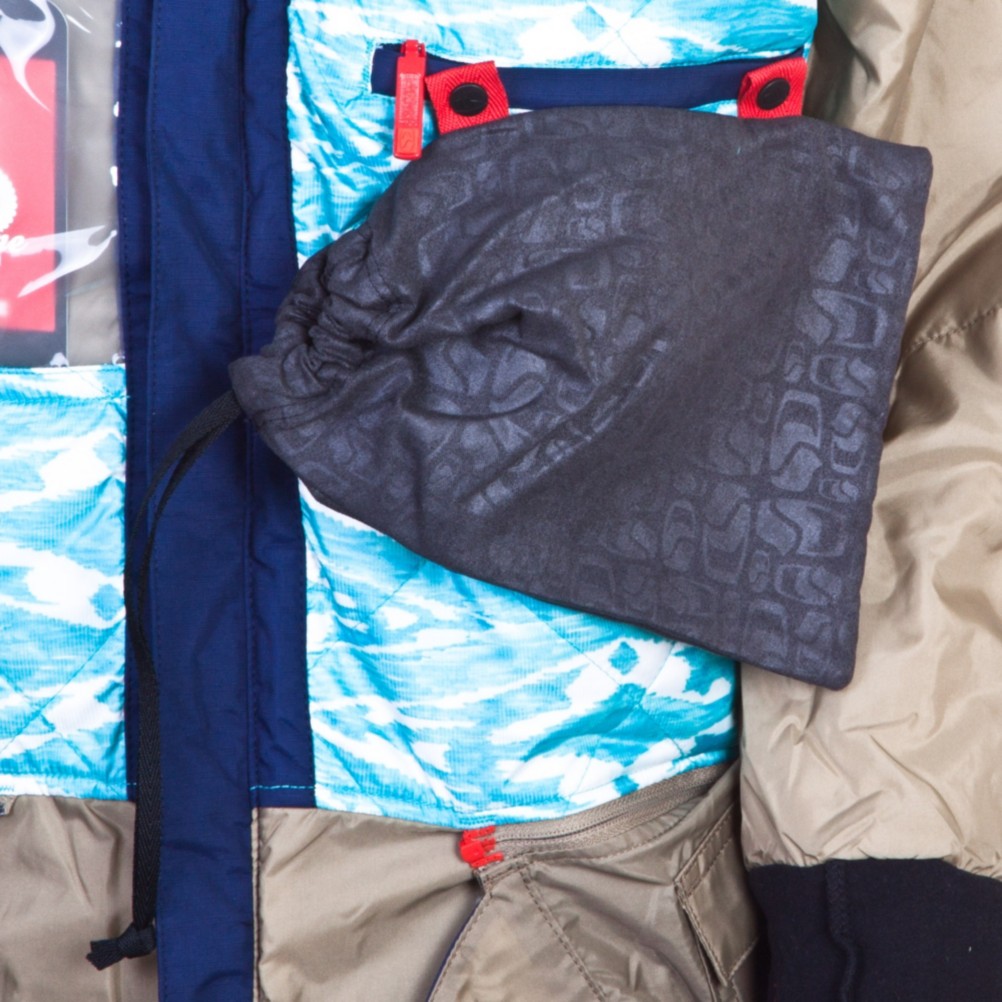 Bonfire Blur Womens Insulated Snowboard Jacket 2012