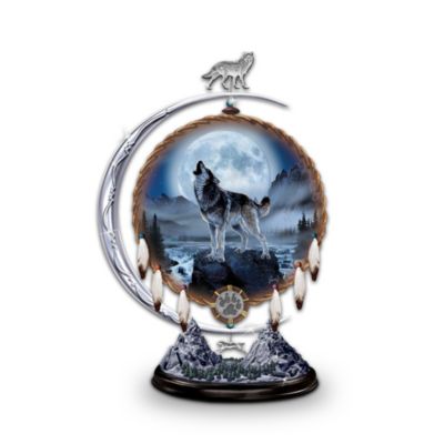 Al Agnew's Trail Of The Silver Wolf Figurine