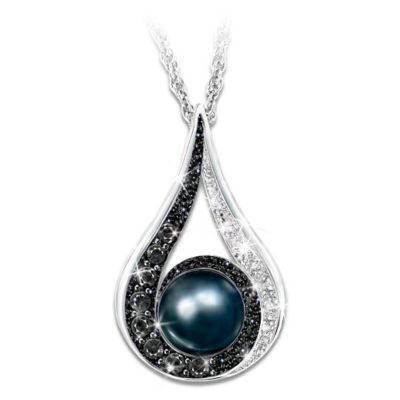 Diamond And Cultured Black Pearl Pendant Necklace: Luminous Reflections
