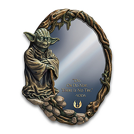 STAR WARS Glass Mirror With Sculpted Yoda