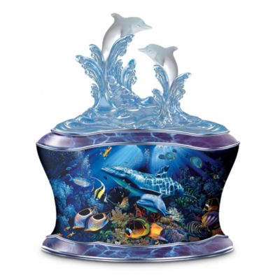 Dolphin Majesty Music Box