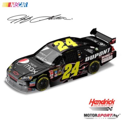 Jeff Gordon Dupont/PepsiMax 2010 Chevrolet Impala SS 1 - 24-Scale Diecast Car