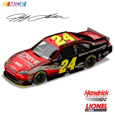 Jeff Gordon No. 24 Drive To End Hunger 2011 NASCAR Sprint Cup Series Diecast Car