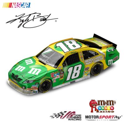 Kyle Busch No. 18 M&M'S Ms. Green 2010 NASCAR Sprint Cup Series Diecast Car Collectible