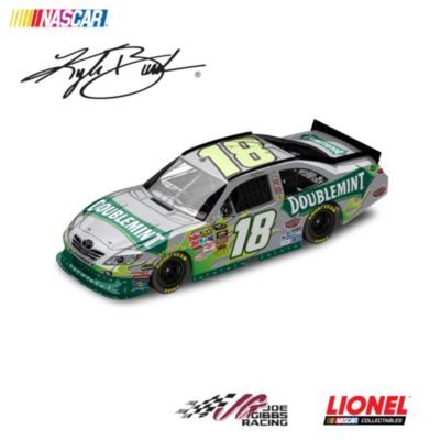 Kyle Busch No. 18 Doublemint 2011 NASCAR Sprint Cup Series Diecast Car