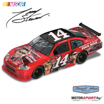 NASCAR Driver Tony Stewart Winning Moments 2009 Year Collage Diecast Car