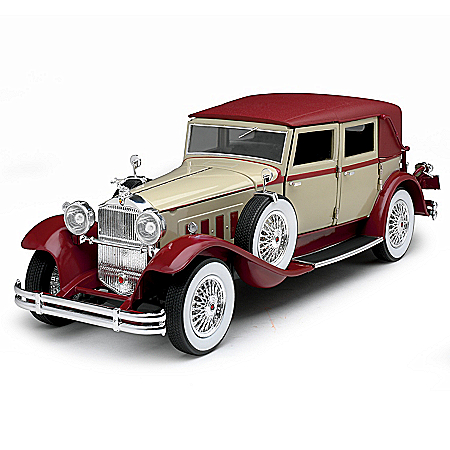 1:18-Scale 1930 Packard LeBaron Two-Tone Diecast Car