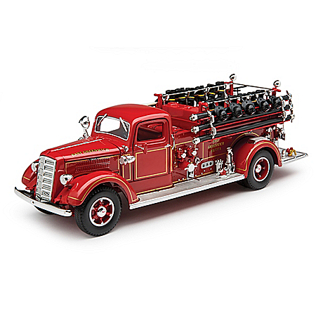 1:24-Scale 1938 Mack Type 75 Diecast Fire Engine