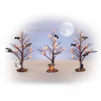 Forest Of Fright Halloween Village Accessory Set