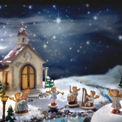 Christmas Nativity Sets M.I. Hummel Heavenly Music Nativity Set
