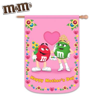 M&M'S Characters Holiday Flag Collection - Decorative Seasonal Outdoor Flags
