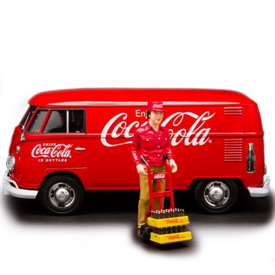 Buy On The Road With COCA-COLA 1:24-Scale Diecast And Accessory Collection