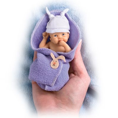 miniature lifelike baby dolls