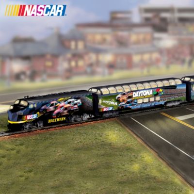 NASCAR® Raceways Express Train Collection