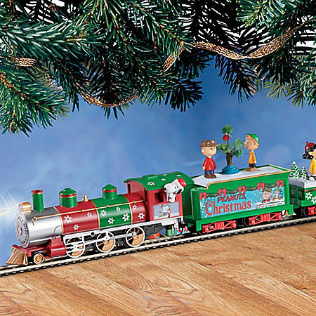PEANUTS Christmas Express Electric Train Collection