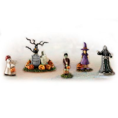 The Munsters Village Accessories Collection