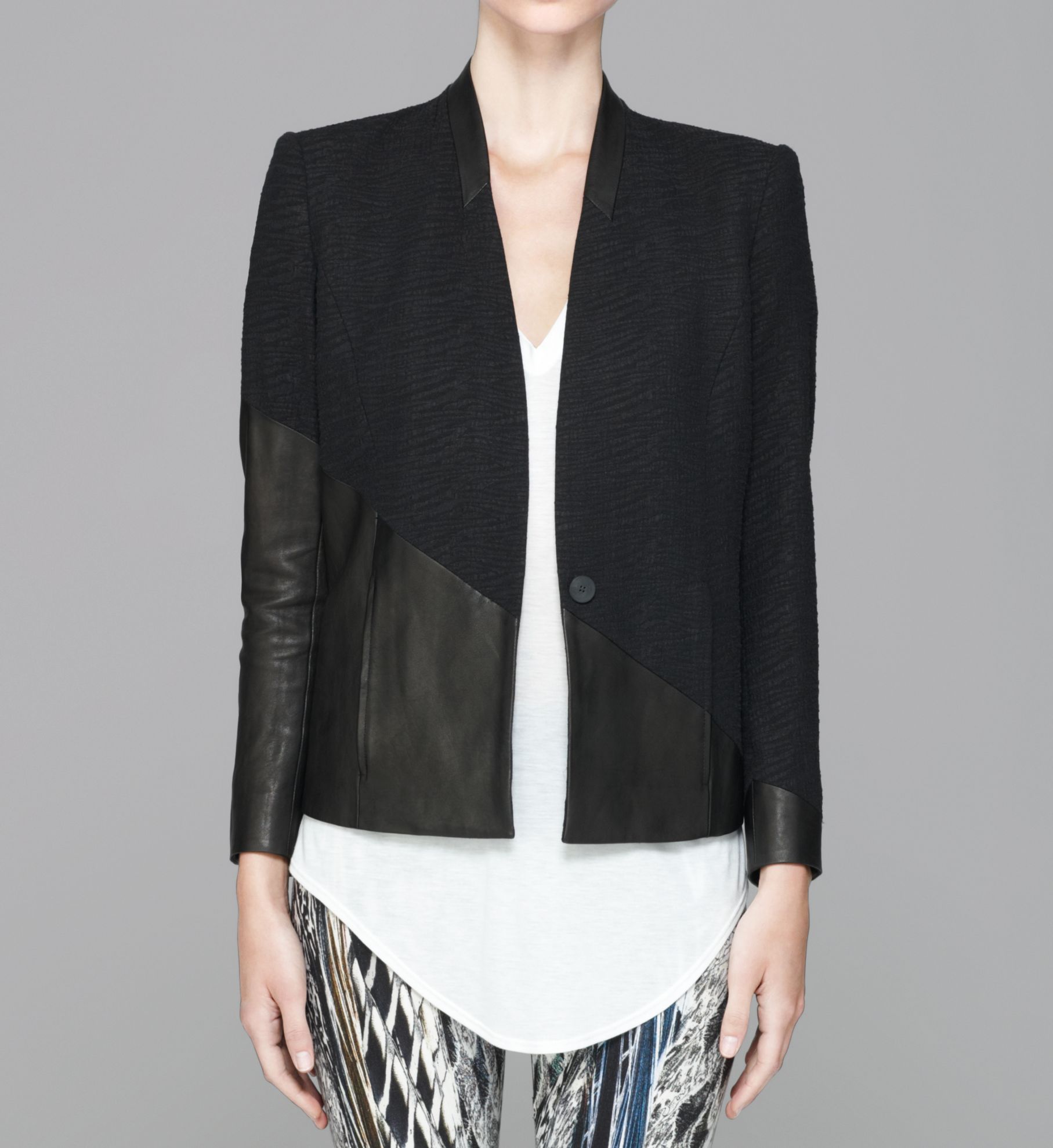 WARPED SUITING BLAZER