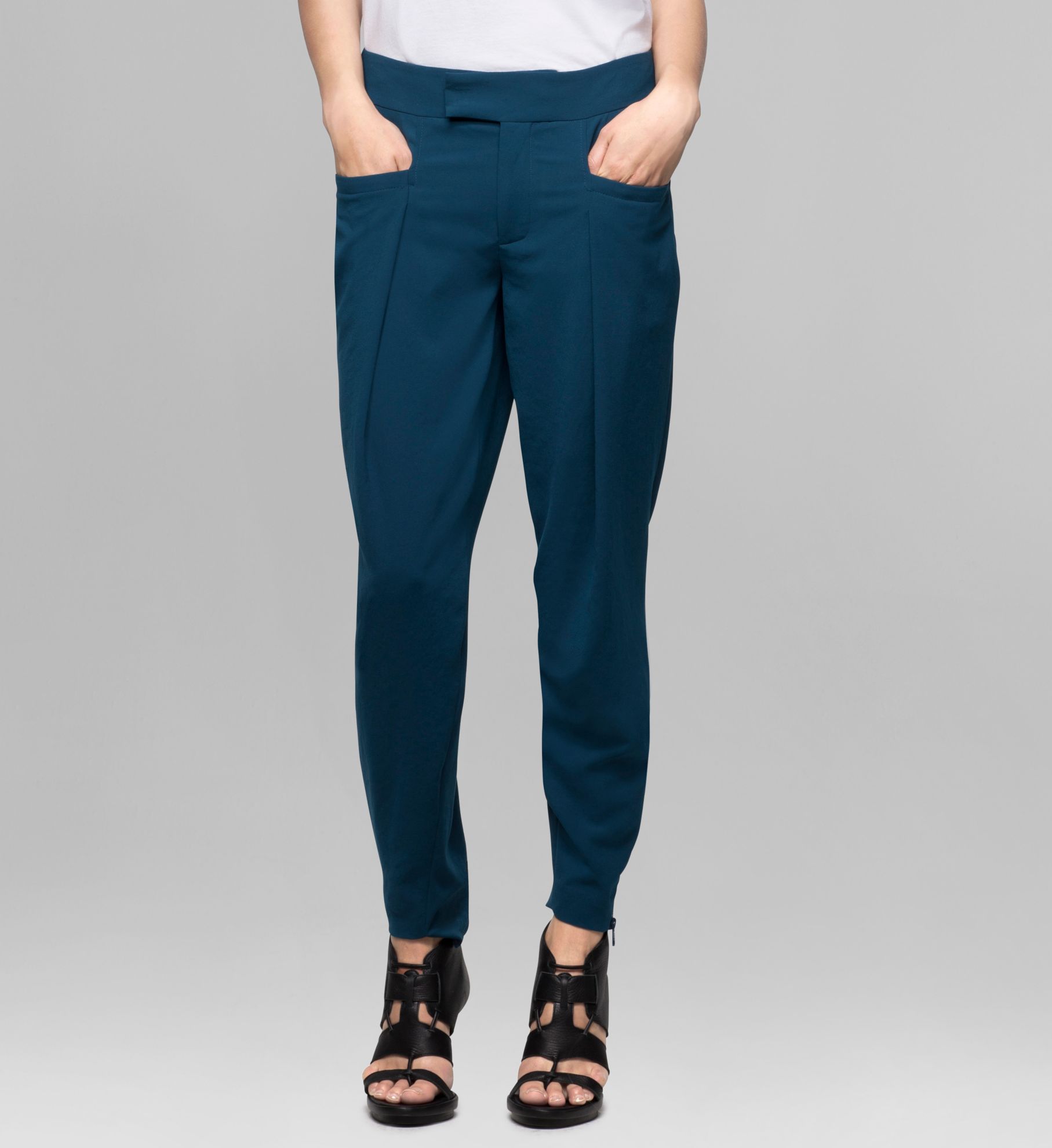 FLUID CREPE TROUSER