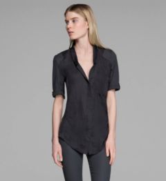 GLASSY SHIRTING TOP