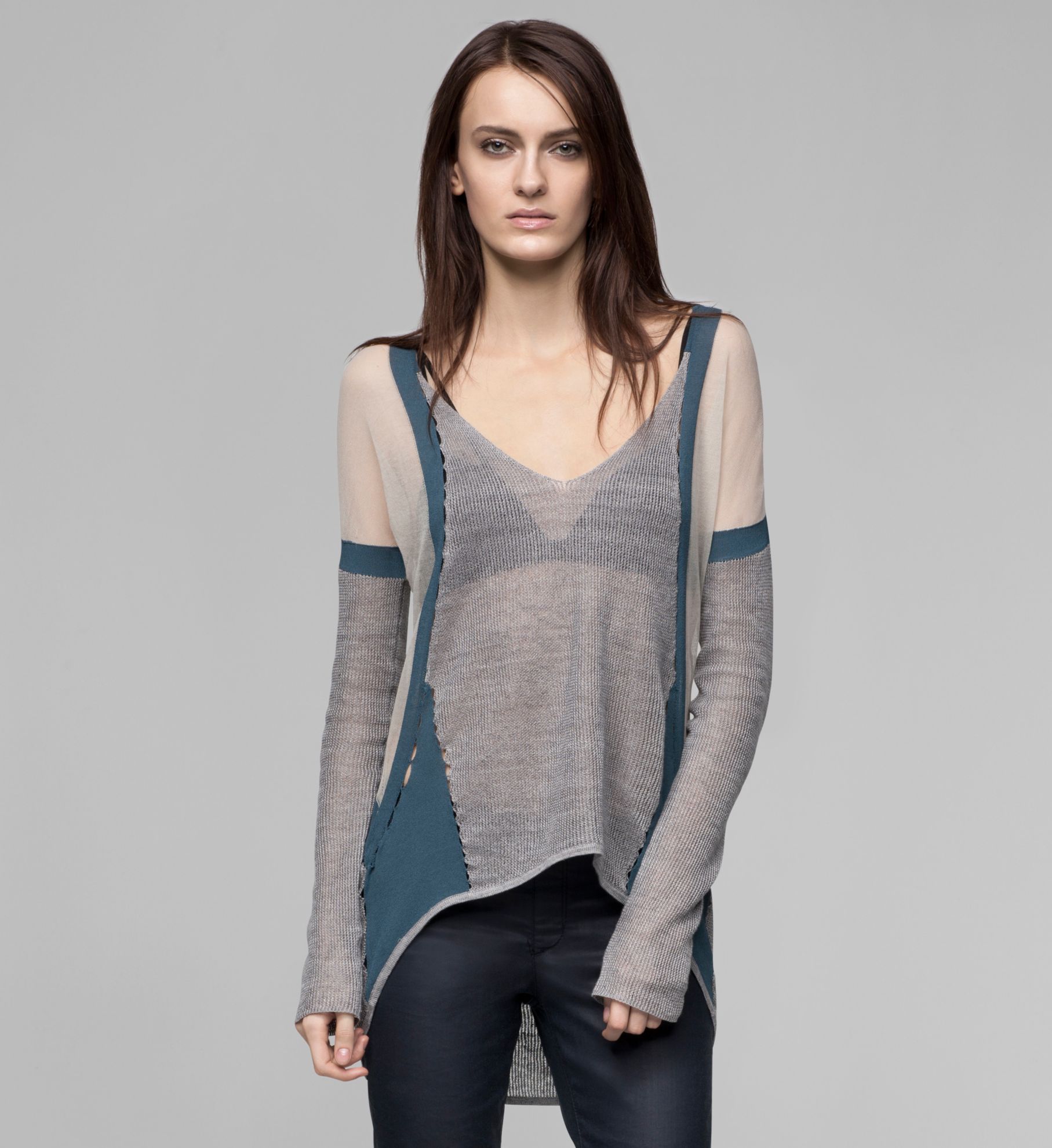 COMPACT BORDERS SWEATER