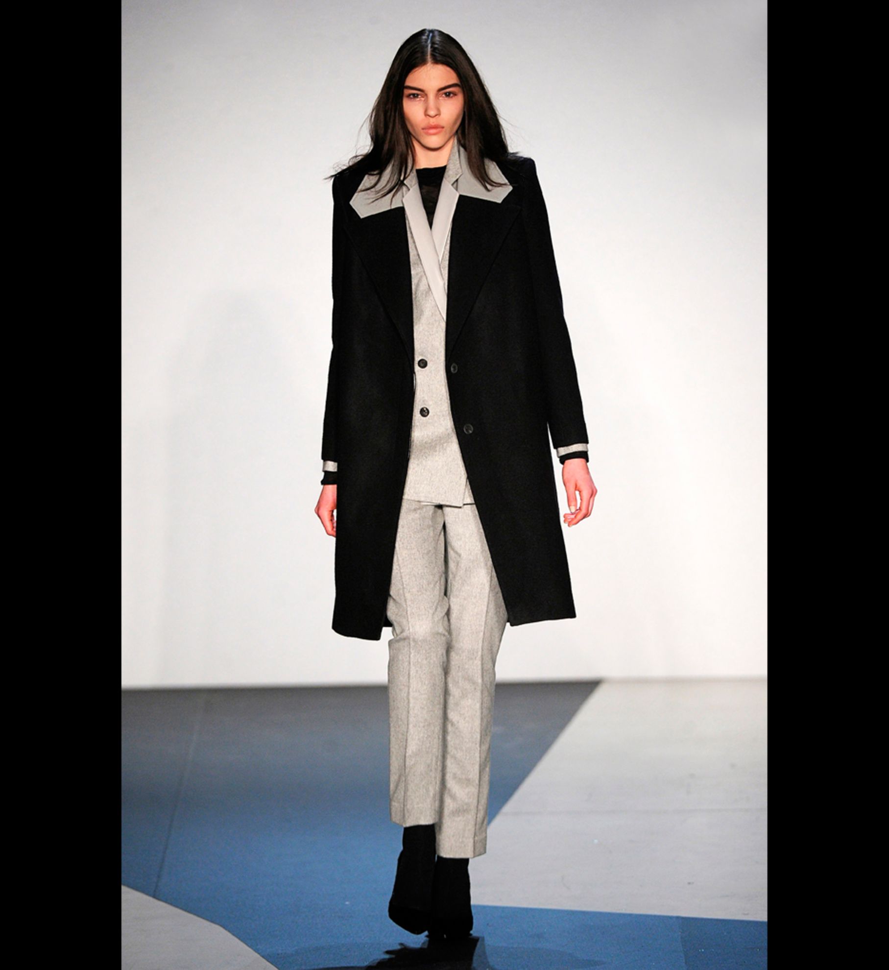 LOOK 08