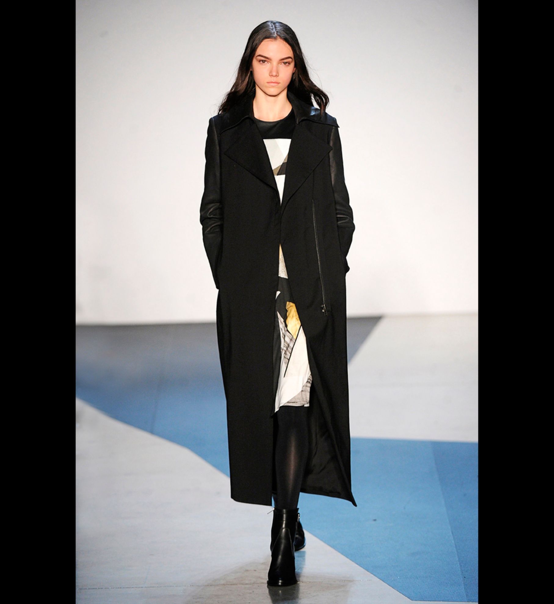 LOOK 27
