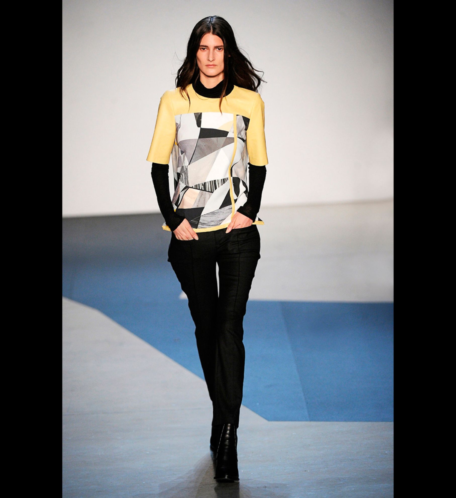 LOOK 28