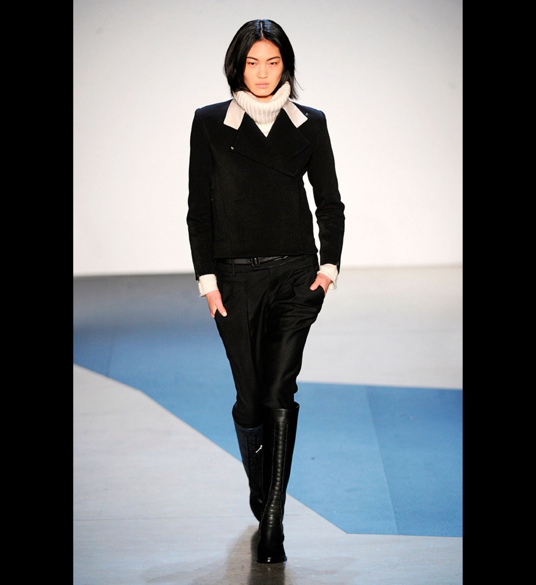 LOOK 30