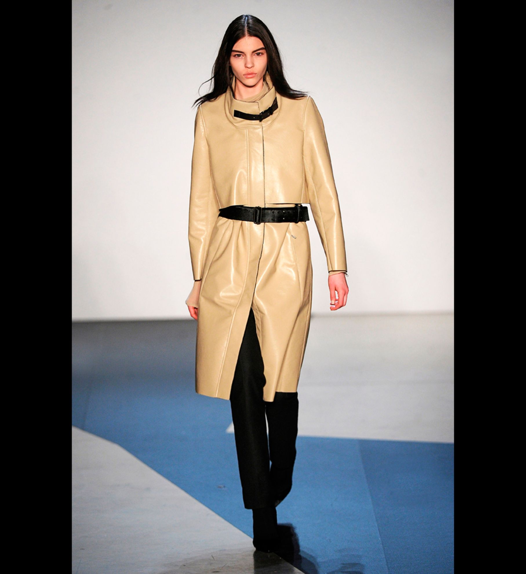LOOK 33
