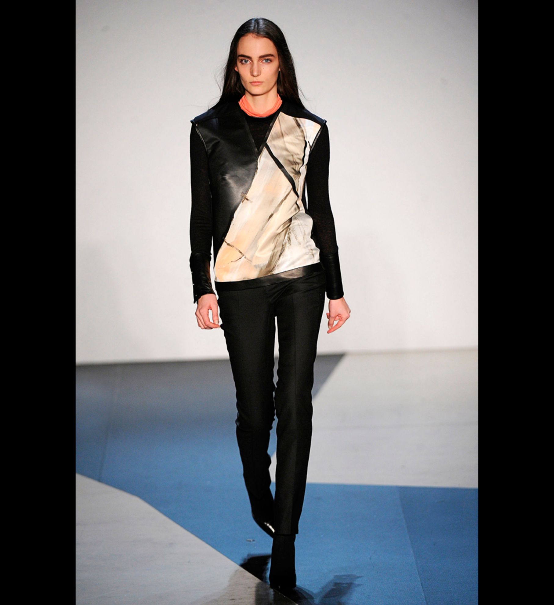 LOOK 35