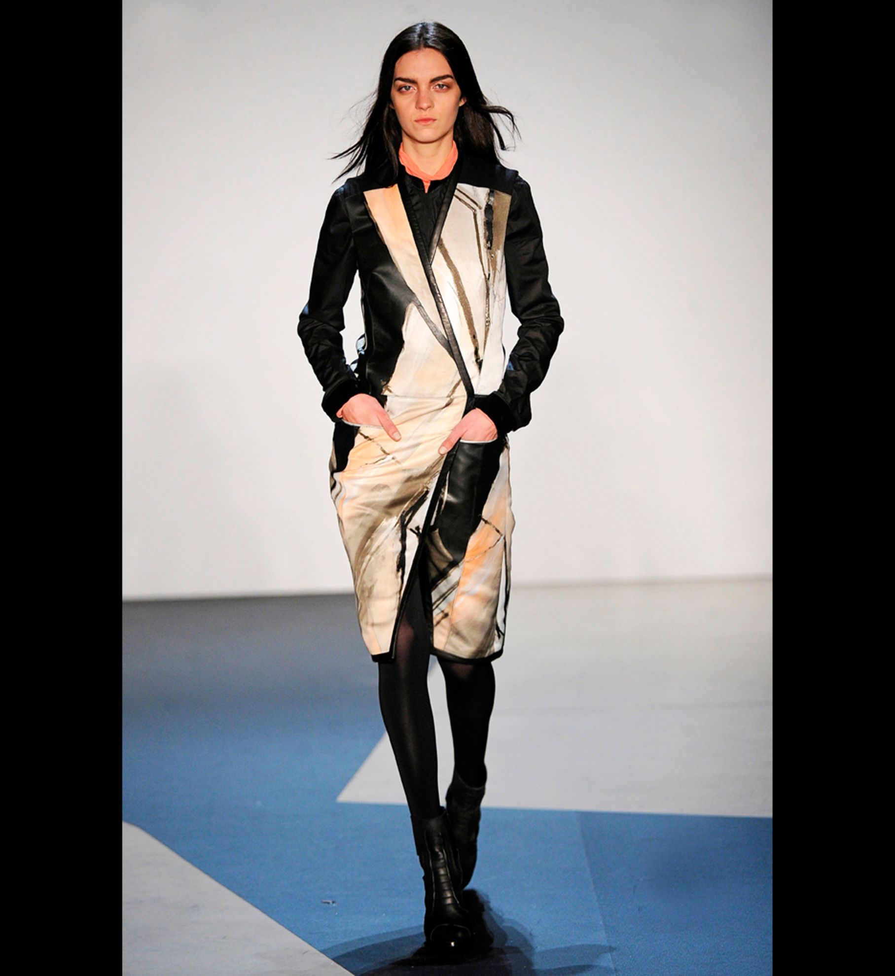 LOOK 36