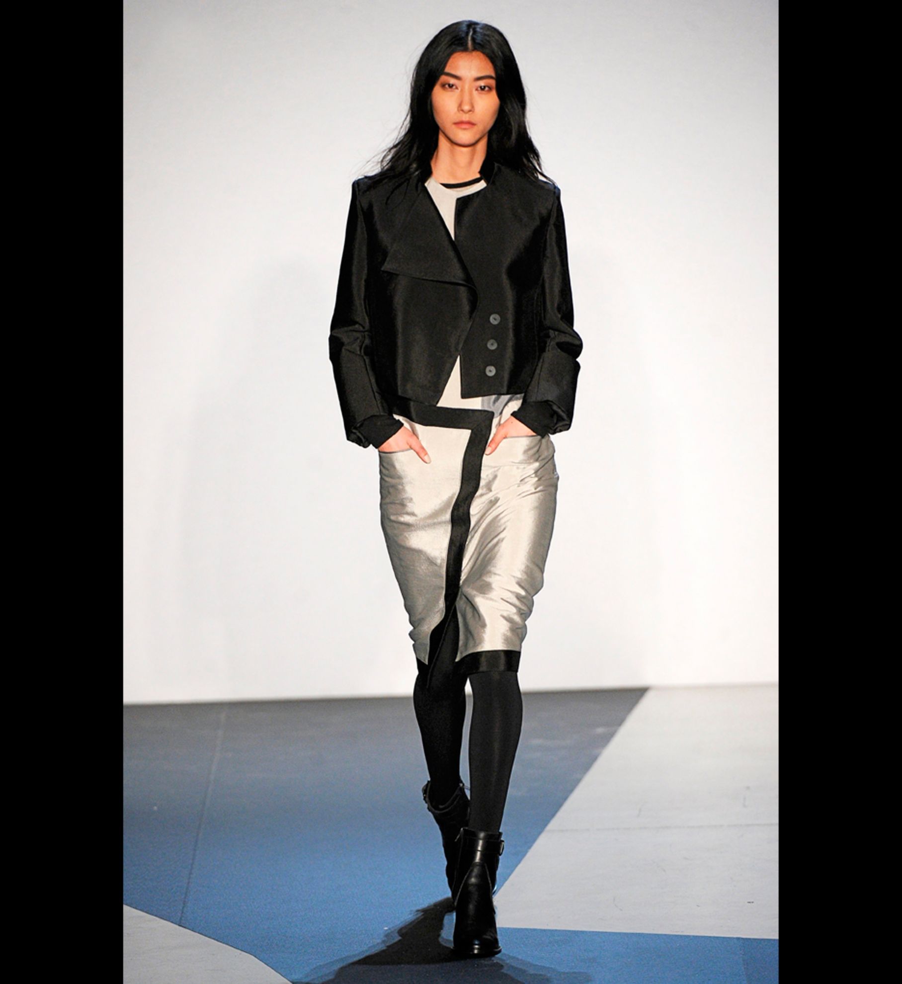 LOOK 38