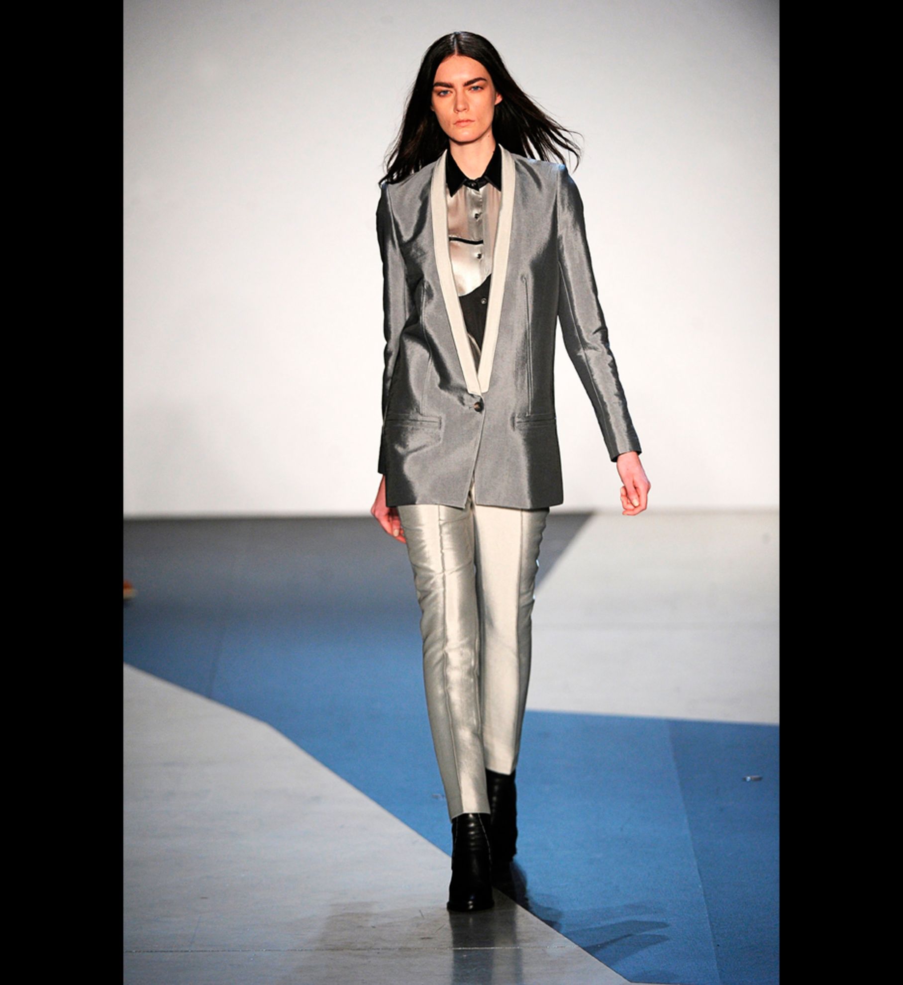 LOOK 39