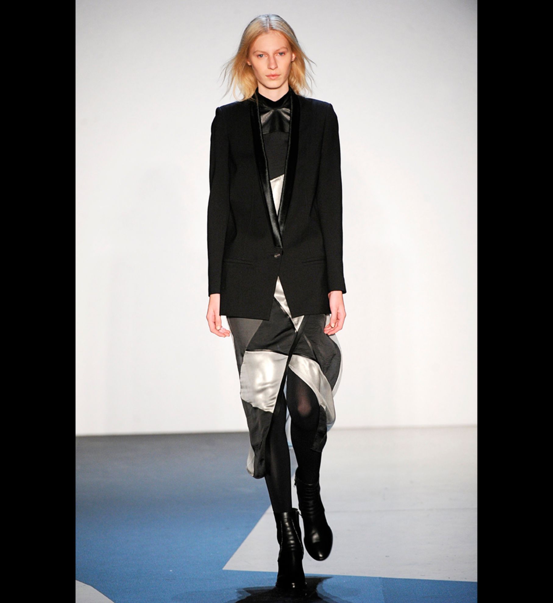 LOOK 40