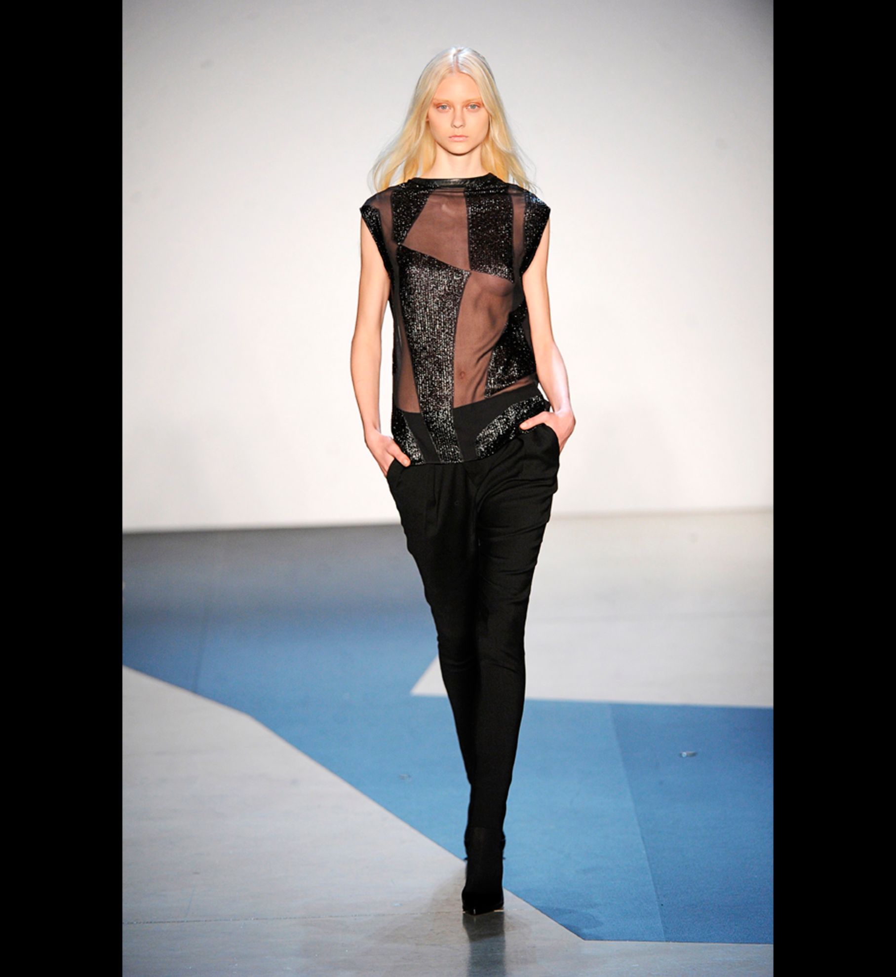 LOOK 43