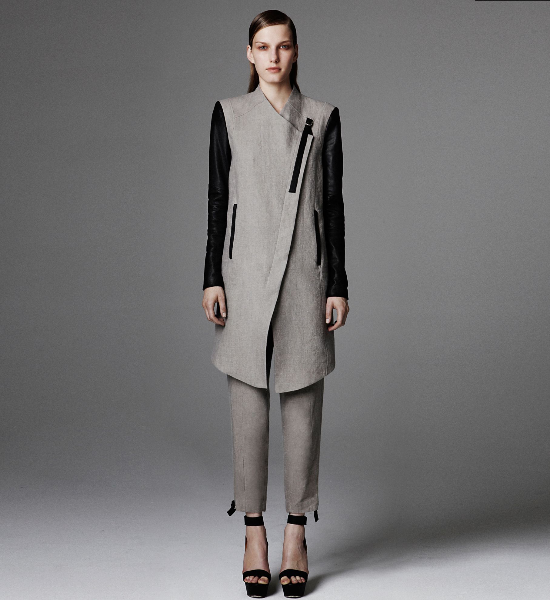 LOOK 01