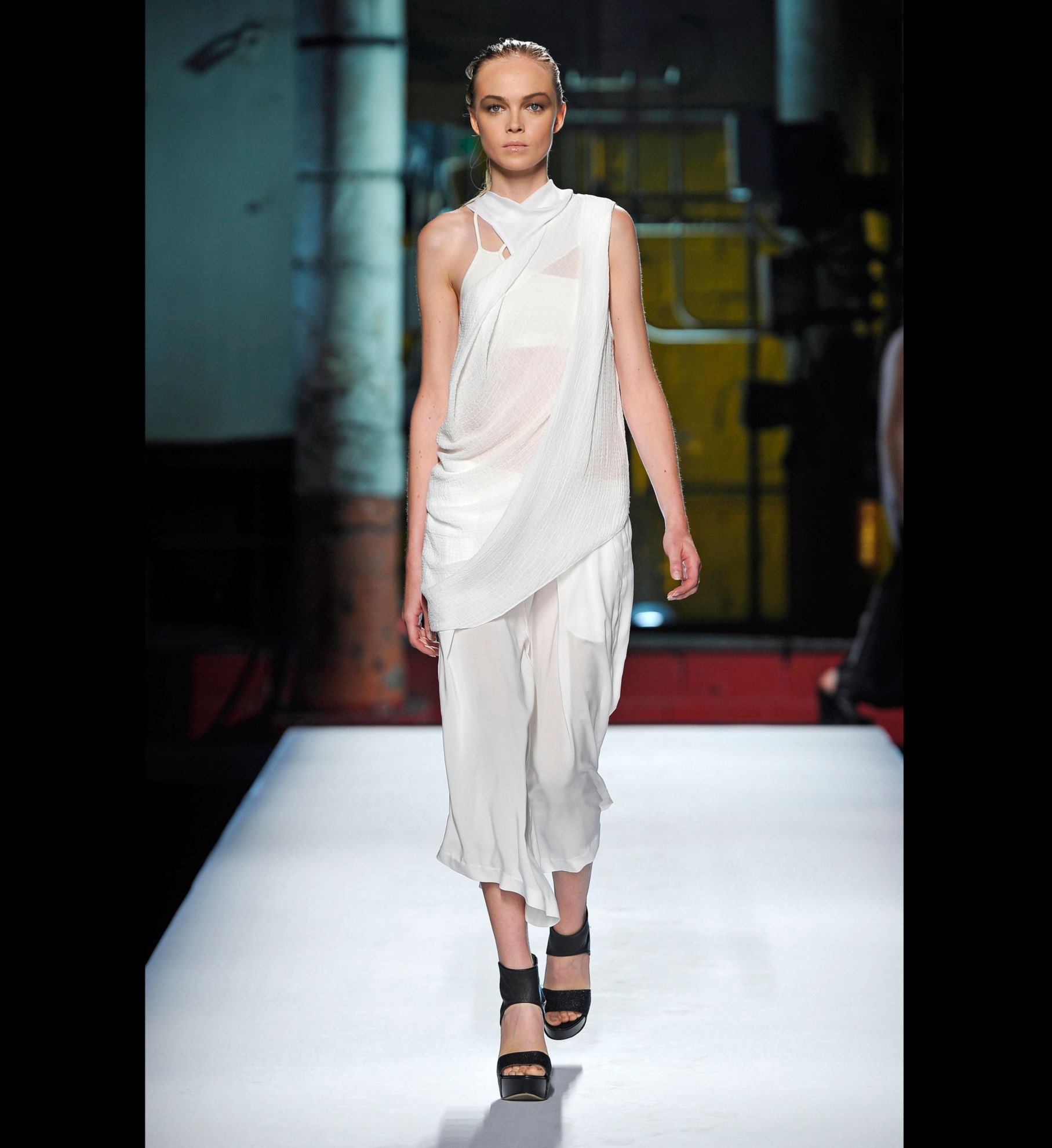 LOOK 10