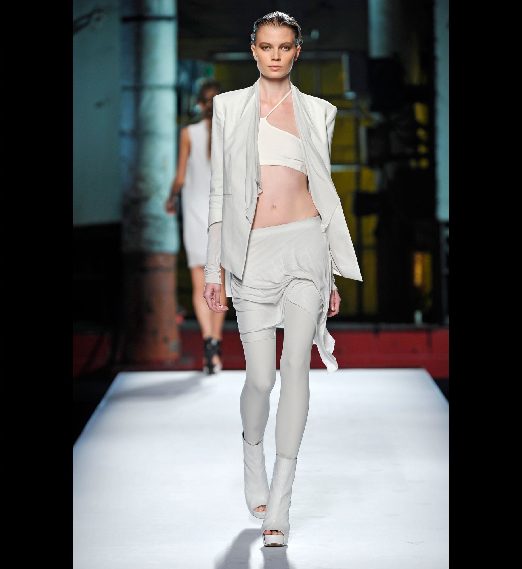 LOOK 15