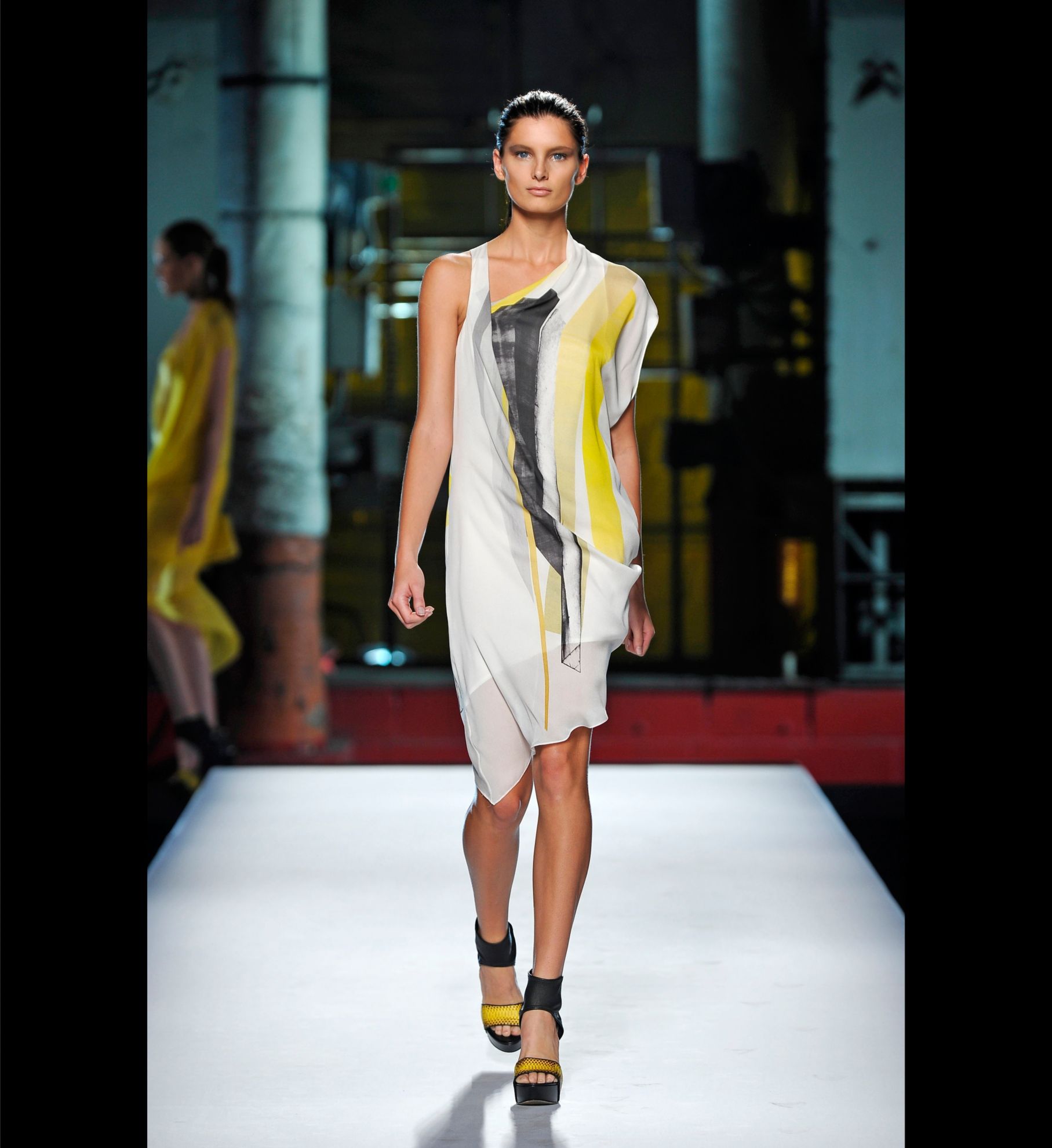 LOOK 25