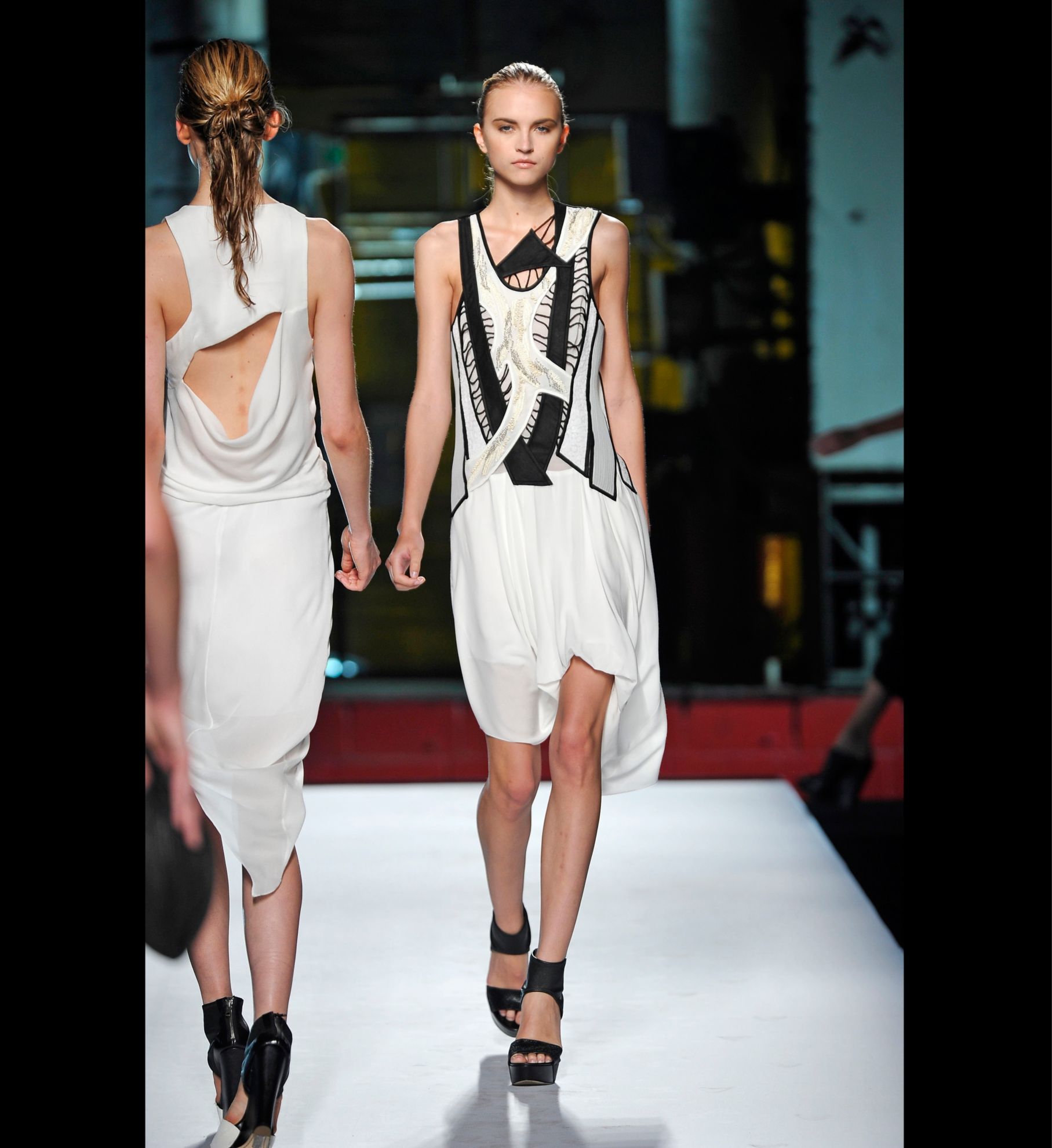 LOOK 36