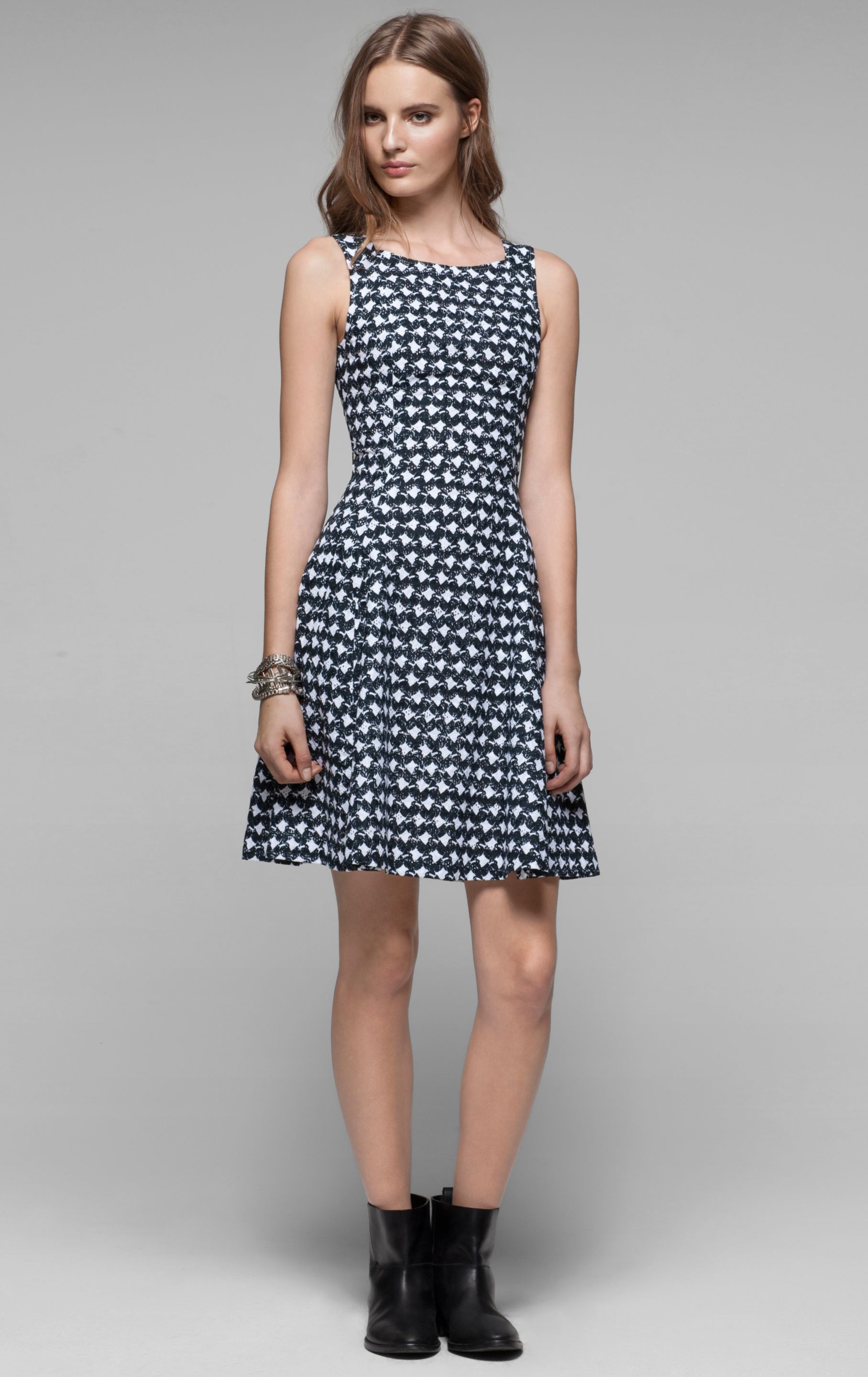 LOOK 1
