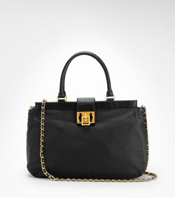 Eleri  Satchel