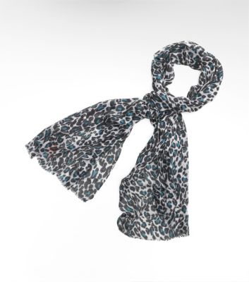 ANIMAL PRINT SCARF
