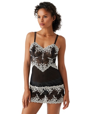 Embrace Lace Chemise 814191