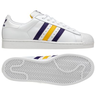 image: adidas Superstar 2 Shoes G59926