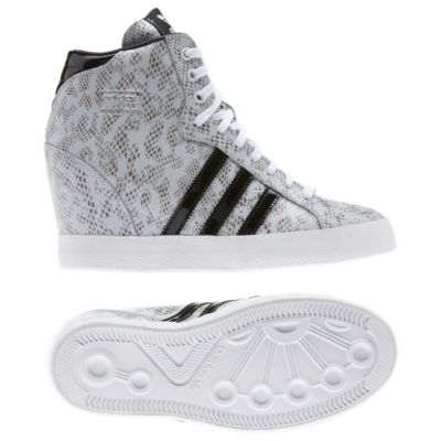 image: adidas Basket Profi Up Shoes Q21910