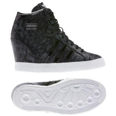 image: adidas Basket Profi Up Shoes Q21911